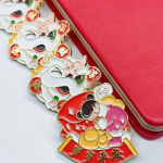 Custom metal pins and badges